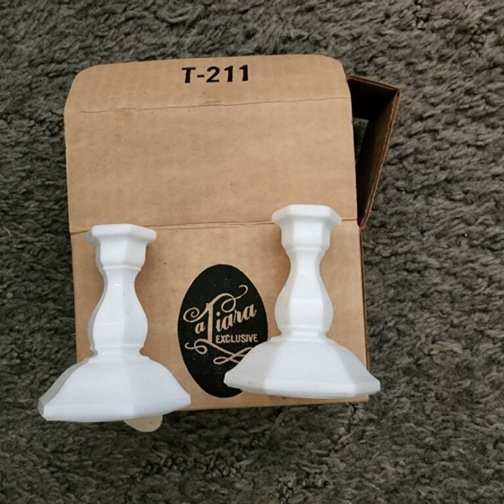A Tiara Exclusive White Milk Glass Mini Candle Holders
